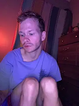 Snapshot of Mikeswanston chatting on 10-14-25, 01:34 Mikeswanston online show from 10-14-25, 01:34