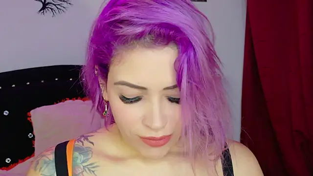 Natalia Montoya online show from 05-18-26, 04:29