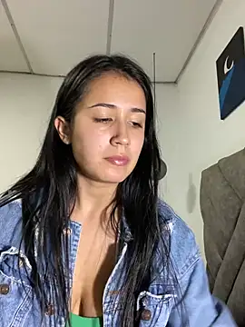 AnithaFigueroa1 online show from 12-28-24, 03:47