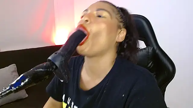 Snapshot of Anabel693 chatting on 03-10-25, 01:43 Anabel693 online show from 03-10-25, 01:43