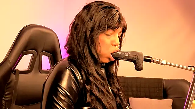 Snapshot of Anabel693 chatting on 09-24-25, 10:29 Anabel693 online show from 09-24-25, 10:29