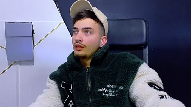 BrandonTate online show from 04-09-26, 06:19