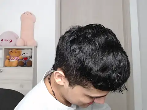 kaiine190 online show from 12-01-25, 01:05