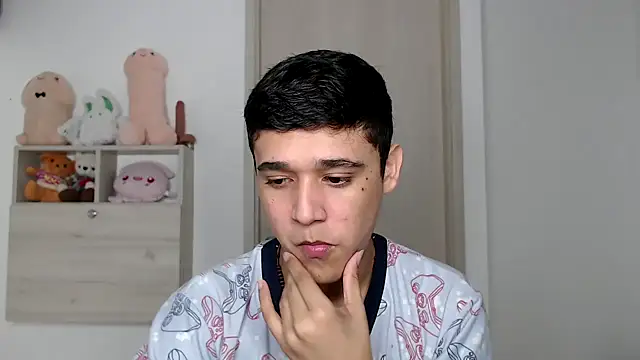 kaiine190 online show from 12-15-25, 06:50