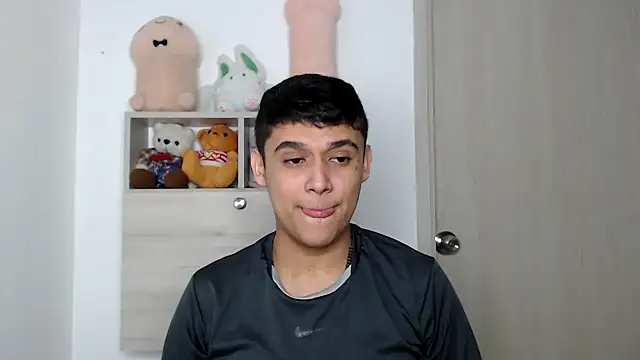 kaiine190 online show from 01-12-26, 04:50