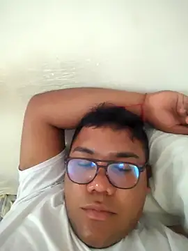 juniorxxx14 online show from 02-17-26, 07:53