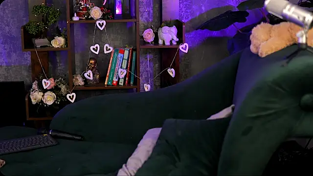 Snapshot of Bailey_Evans chatting on 02-01-25, 05:37 Bailey Evans online show from 02-01-25, 05:37