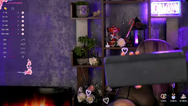 Snapshot of Bailey_Evans chatting on 02-08-25, 05:29 Bailey Evans online show from 02-08-25, 05:29