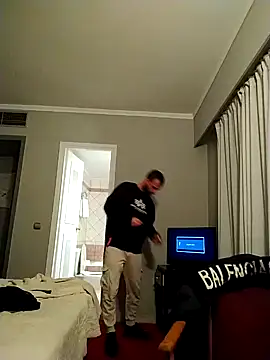 Antonio Vatooo online show from 01-15-25, 06:40