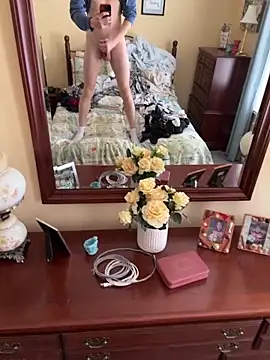 Snapshot of sixincher601 chatting on 01-04-25, 05:05 sixincher601 online show from 01-04-25, 05:05