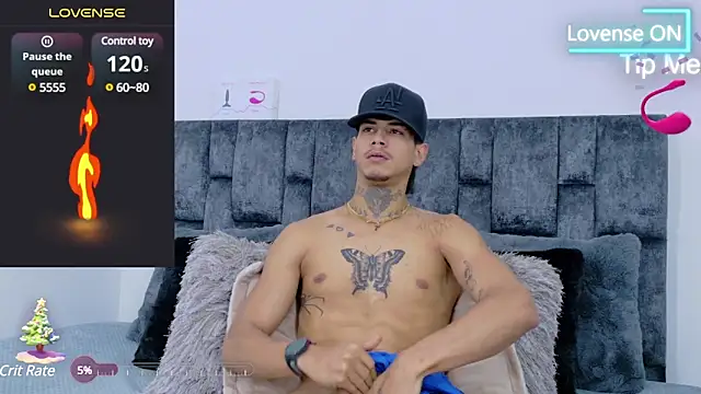 Snapshot of JAYCOB00 chatting on 12-15-24, 09:09 JAYCOB00 online show from 12-15-24, 09:09