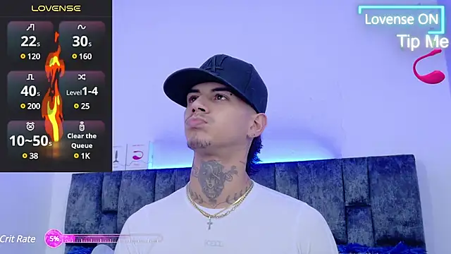 Snapshot of JAYCOB00 chatting on 02-07-25, 02:40 JAYCOB00 online show from 02-07-25, 02:40