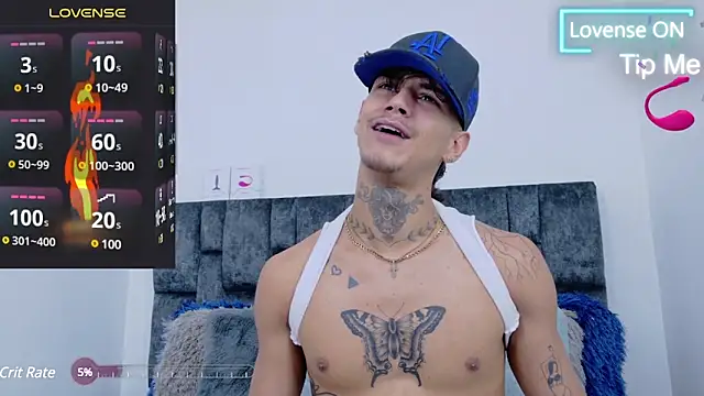 Snapshot of JAYCOB00 chatting on 02-08-25, 09:03 JAYCOB00 online show from 02-08-25, 09:03