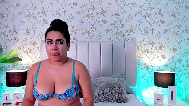 Liana Asaff online show from 02-25-25, 02:58