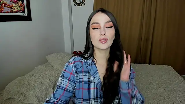 teseo and afroditha  online show from 02-22-25, 04:07