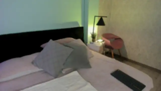 EvaaStevens online show from 10-25-25, 12:56