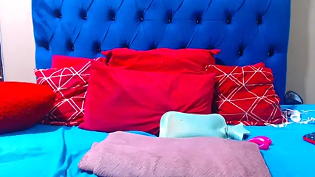 ebonycandy10 online show from 07-07-26, 06:47