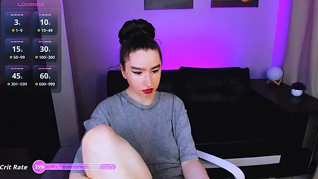 Snapshot of Lily_xBabe chatting on 06-25-26, 02:21 Lily xBabe online show from 06-25-26, 02:21