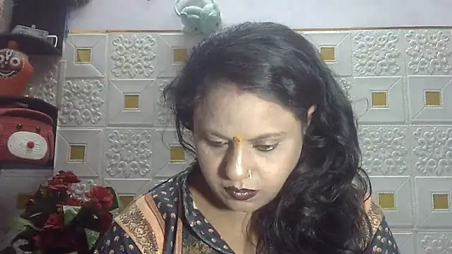 Snapshot of Sexy_komolika chatting on 03-04-25, 03:22 Sexy komolika online show from 03-04-25, 03:22