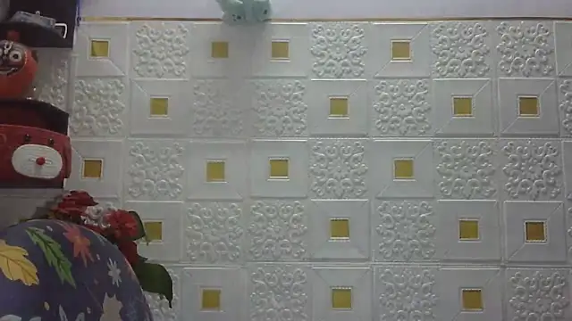 Snapshot of Sexy_komolika chatting on 03-05-25, 03:51 Sexy komolika online show from 03-05-25, 03:51