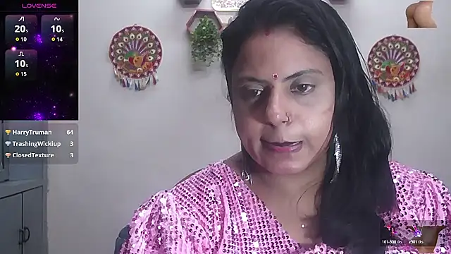 Snapshot of Sexy_komolika chatting on 09-17-25, 12:29 Sexy komolika online show from 09-17-25, 12:29