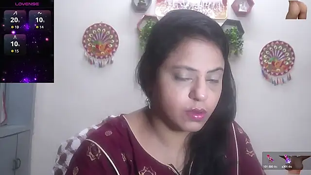 Snapshot of Sexy_komolika chatting on 09-20-25, 01:28 Sexy komolika online show from 09-20-25, 01:28