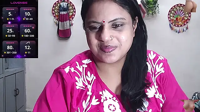 Snapshot of Sexy_komolika chatting on 10-01-25, 03:40 Sexy komolika online show from 10-01-25, 03:40