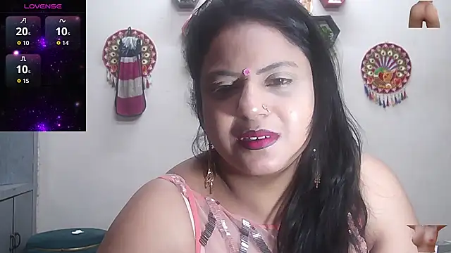 Snapshot of Sexy_komolika chatting on 10-05-25, 11:52 Sexy komolika online show from 10-05-25, 11:52