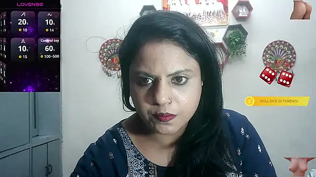 Snapshot of Sexy_komolika chatting on 10-22-25, 02:17 Sexy komolika online show from 10-22-25, 02:17