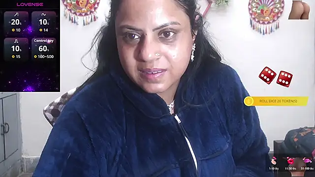 Snapshot of Sexy_komolika chatting on 11-16-25, 04:45 Sexy komolika online show from 11-16-25, 04:45