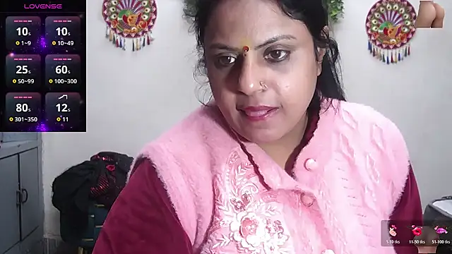 Snapshot of Sexy_komolika chatting on 12-05-25, 04:47 Sexy komolika online show from 12-05-25, 04:47