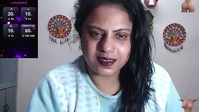 Snapshot of Sexy_komolika chatting on 12-15-25, 02:54 Sexy komolika online show from 12-15-25, 02:54