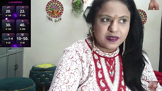 Snapshot of Sexy_komolika chatting on 01-06-26, 01:04 Sexy komolika online show from 01-06-26, 01:04