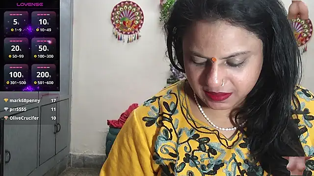 Snapshot of Sexy_komolika chatting on 01-15-26, 04:22 Sexy komolika online show from 01-15-26, 04:22