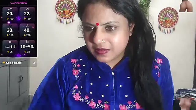 Snapshot of Sexy_komolika chatting on 01-16-26, 05:17 Sexy komolika online show from 01-16-26, 05:17