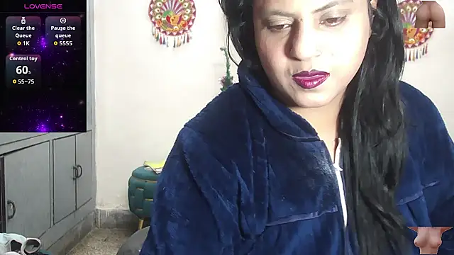 Snapshot of Sexy_komolika chatting on 02-06-26, 03:48 Sexy komolika online show from 02-06-26, 03:48