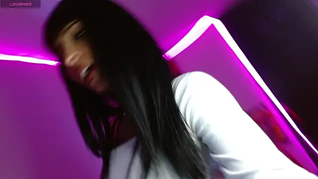 Snapshot of Kind_Scarlett chatting on 01-07-26, 12:24 Kind Scarlett online show from 01-07-26, 12:24