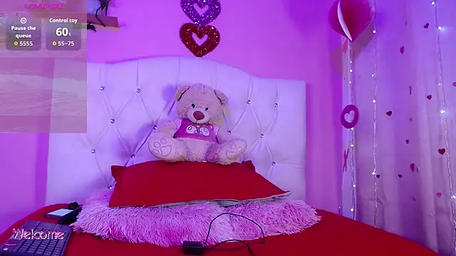 HECATE 23 online show from 04-16-26, 03:13