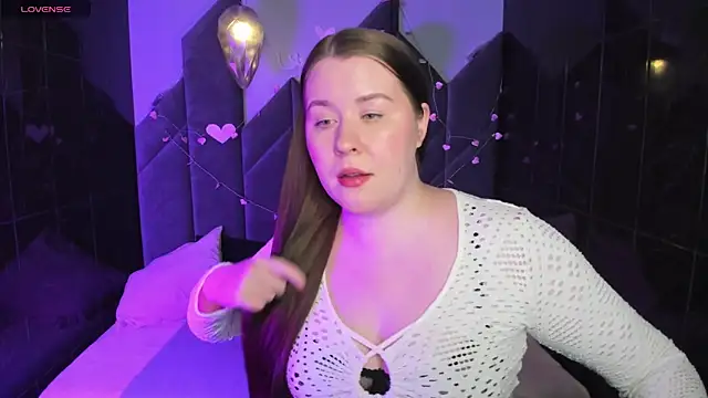 Snapshot of ShedarBrooks chatting on 02-18-25, 05:31 ShedarBrooks online show from 02-18-25, 05:31