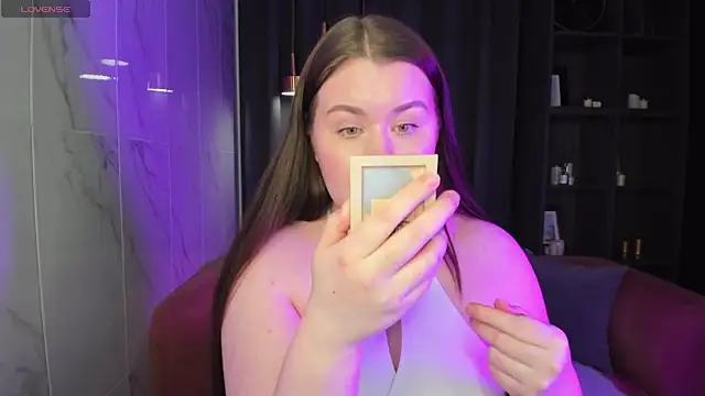 Snapshot of ShedarBrooks chatting on 03-11-25, 08:41 ShedarBrooks online show from 03-11-25, 08:41