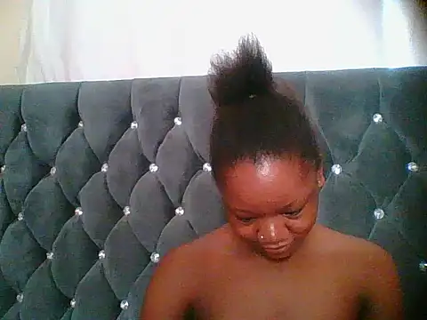 HotJeylee online show from 12-20-25, 09:16