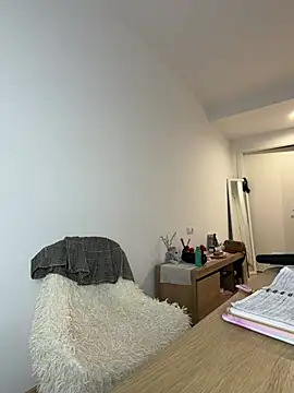 Snapshot of streetdoll chatting on 02-13-26, 07:37 streetdoll online show from 02-13-26, 07:37