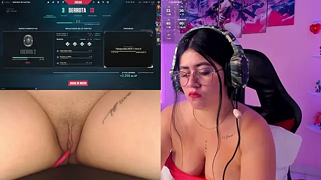 Snapshot of DanielaHang chatting on 03-20-25, 04:20 DanielaHang online show from 03-20-25, 04:20