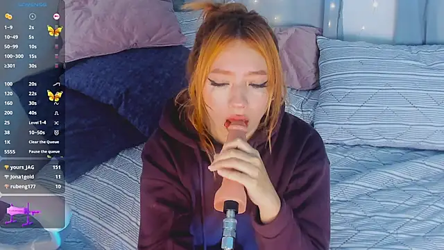 Kloe Raize online show from 01-21-25, 02:00