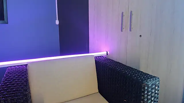 PaulinaDuarte online show from 03-07-25, 01:51