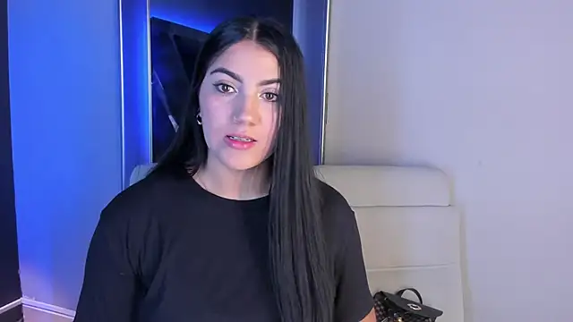 PaulinaDuarte online show from 10-13-25, 07:03