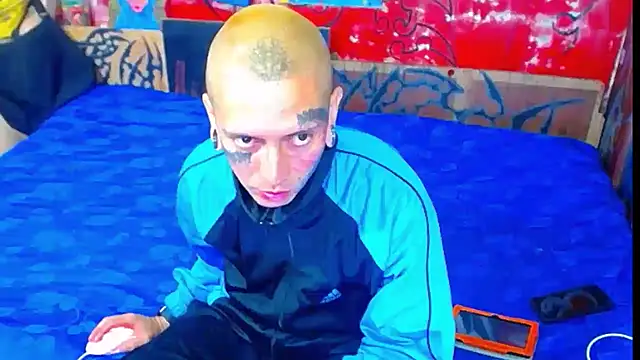 deivid estrada online show from 11-13-25, 04:17