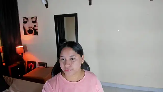 Snapshot of EmiliWilliams chatting on 11-09-25, 09:24 EmiliWilliams online show from 11-09-25, 09:24