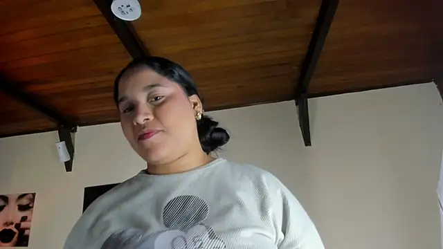 Snapshot of EmiliWilliams chatting on 11-14-25, 12:42 EmiliWilliams online show from 11-14-25, 12:42