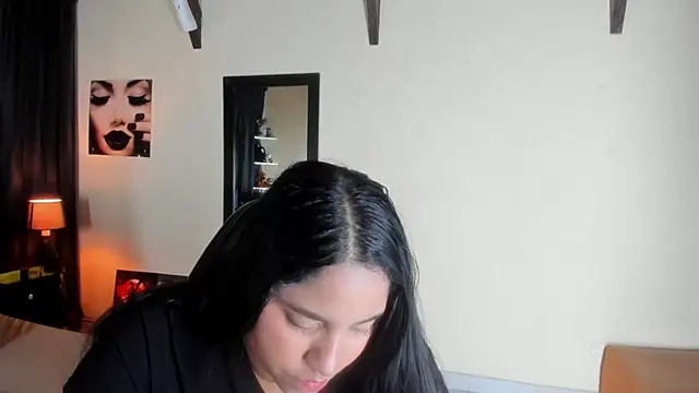 Snapshot of EmiliWilliams chatting on 11-16-25, 09:42 EmiliWilliams online show from 11-16-25, 09:42